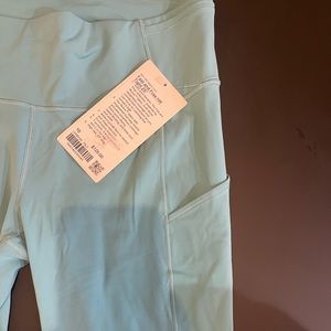 Lululemon Fast and Free HR Tight 25” Size 10